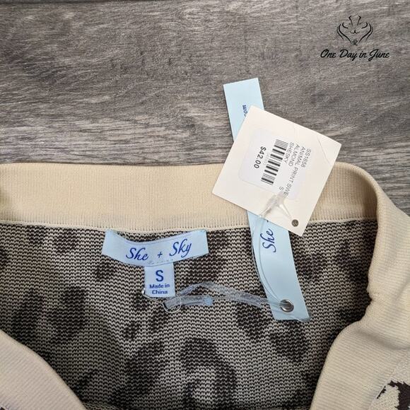 She + Sky Animal Print Mini Skirt Size S - Picture 2 of 5